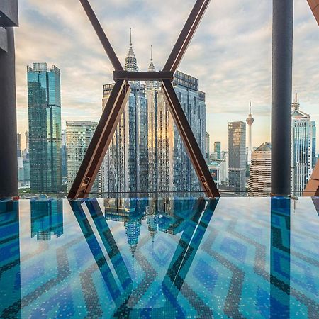 Scarletz Suites Klcc By Deko Kuala Lumpur Bagian luar foto
